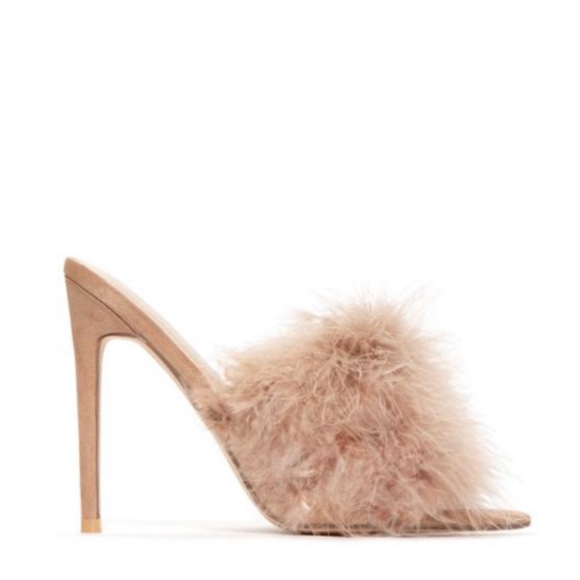 Shoes - LAST PAIR SIZE 6 !!! 'BOA" Kitty Mules in Nude